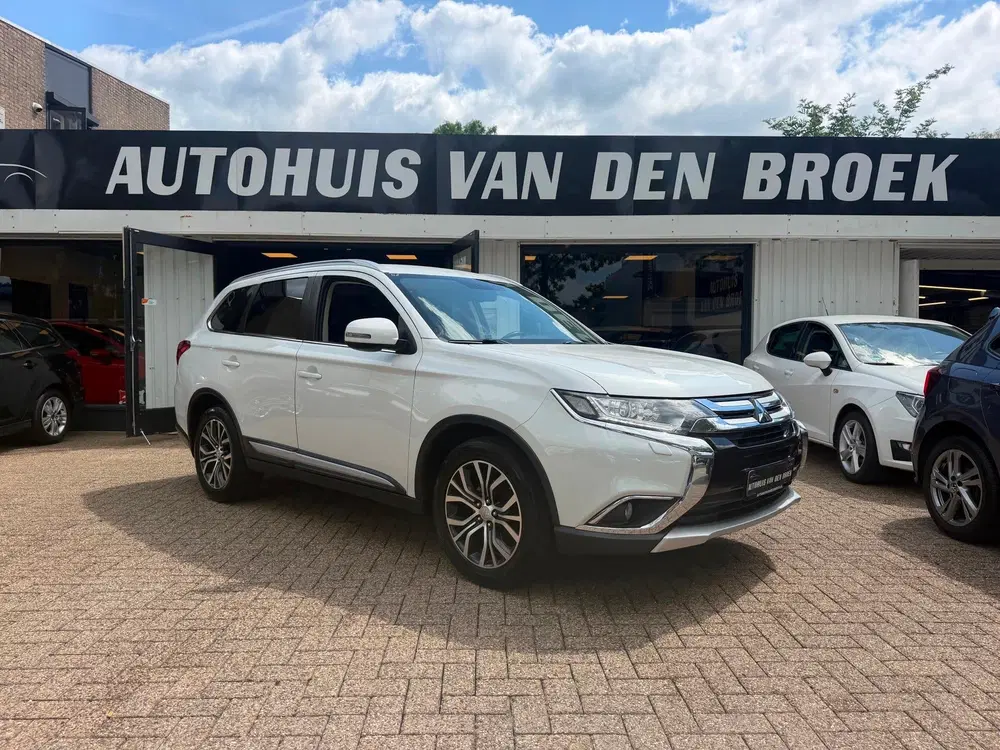 Mitsubishi Outlander 2.0 2WD Instyle uit 2019