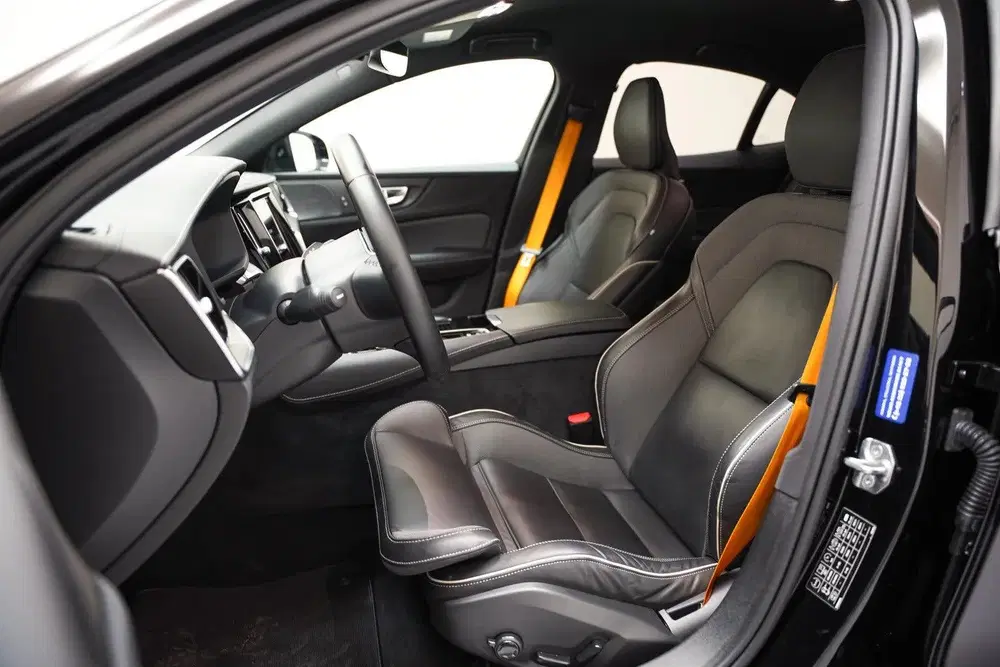Volvo S60 2.0 T8 AWD Polestar Engineered [ SoH 94 uit 2022, foto 10