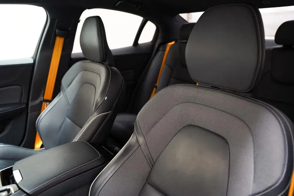 Volvo S60 2.0 T8 AWD Polestar Engineered [ SoH 94 uit 2022, foto 13