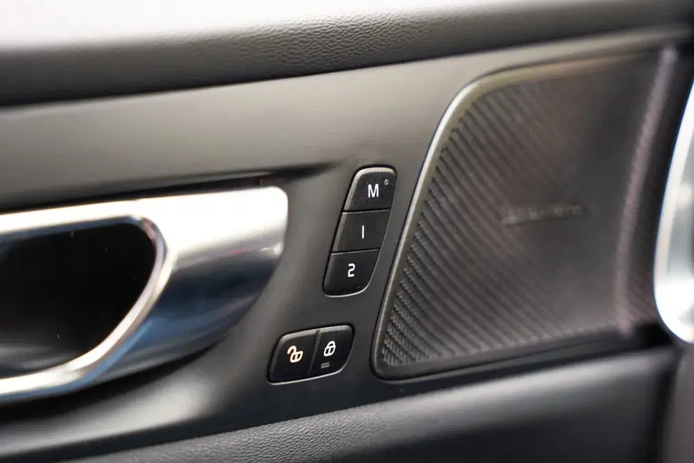 Volvo S60 2.0 T8 AWD Polestar Engineered [ SoH 94 uit 2022, foto 15