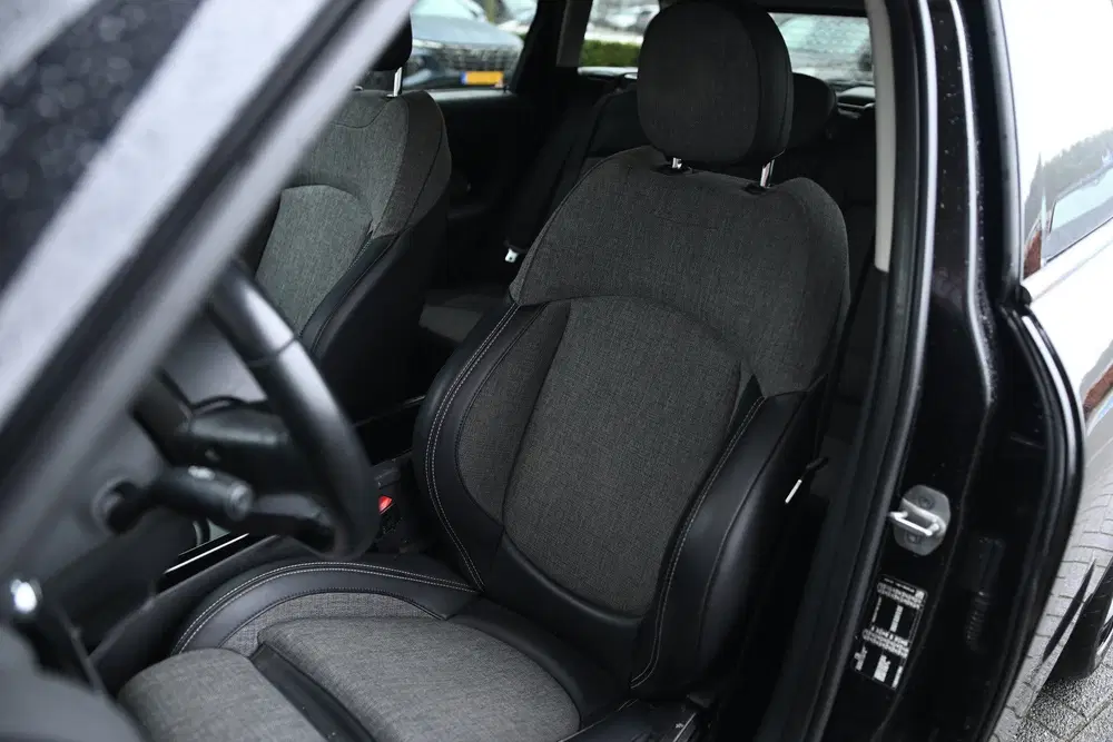 Mini Clubman One Classic uit 2022, foto 4