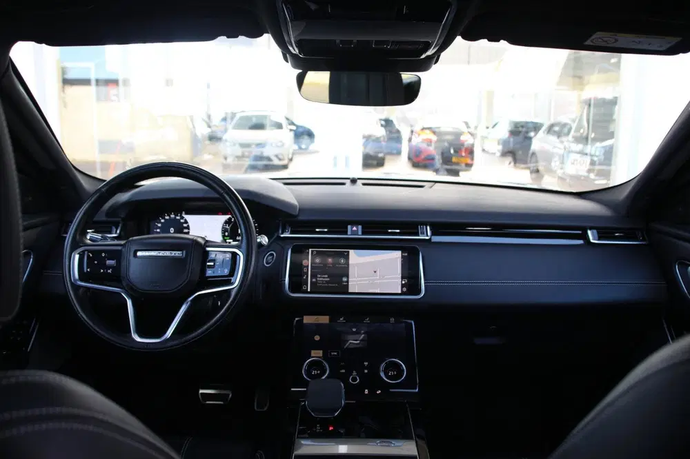 Land Rover Range Rover Velar 2.0 P400e R-DYNAMIC HSE 404PK uit 2022, foto 5