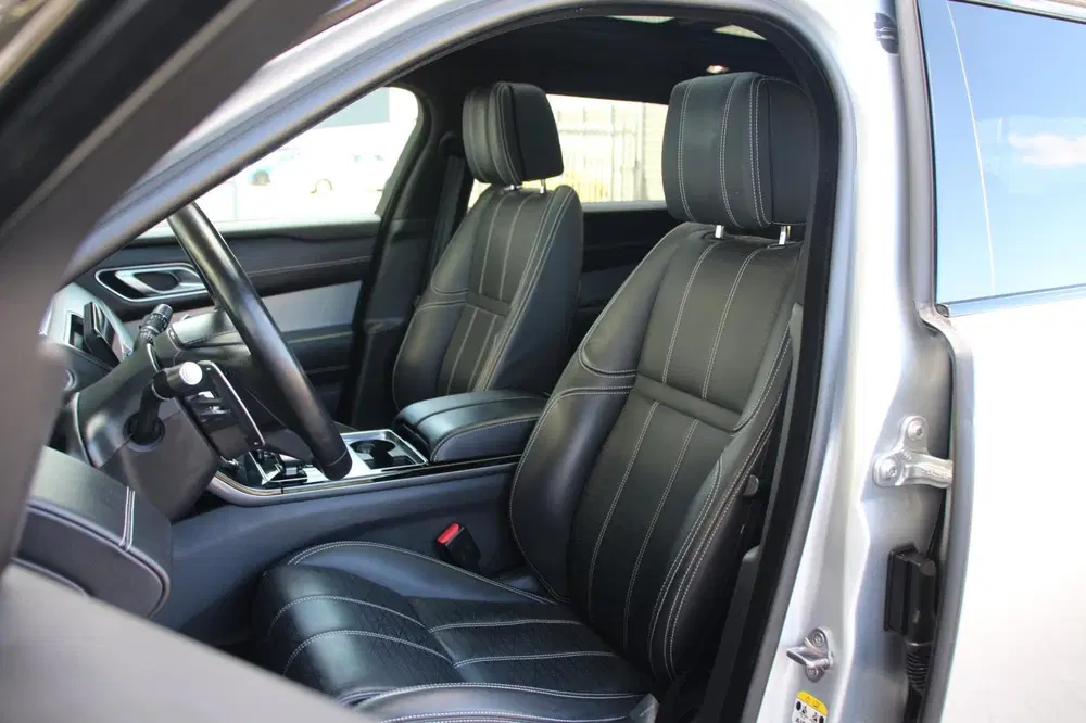 Land Rover Range Rover Velar 2.0 P400e R-DYNAMIC HSE 404PK uit 2022, foto 6