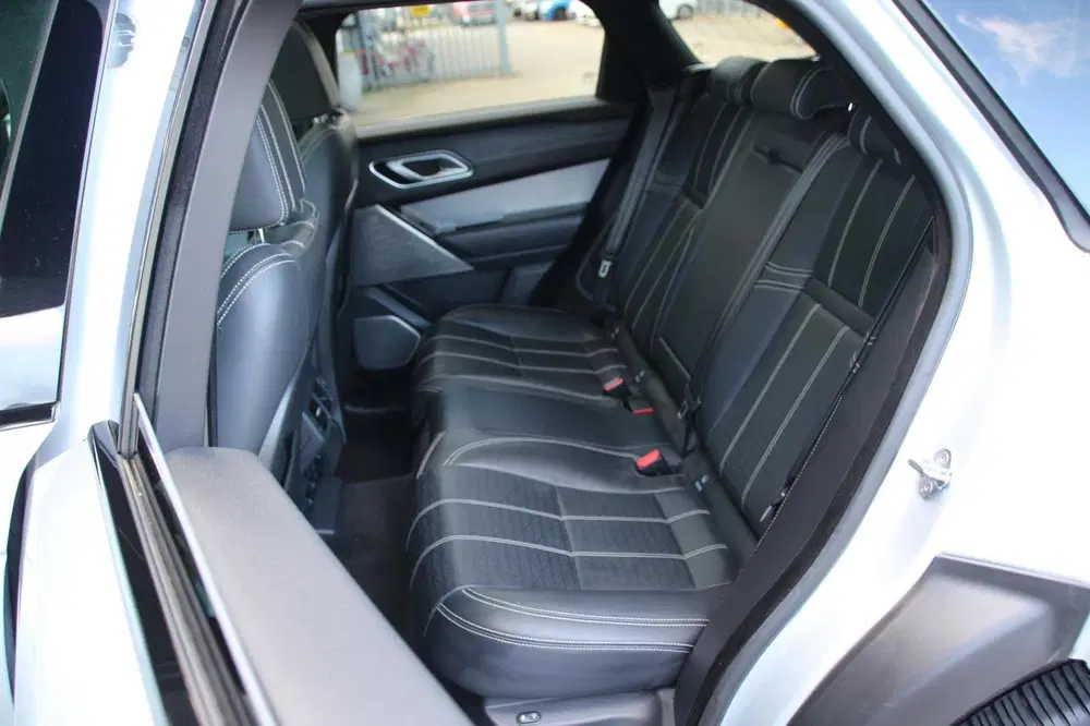 Land Rover Range Rover Velar 2.0 P400e R-DYNAMIC HSE 404PK uit 2022, foto 7