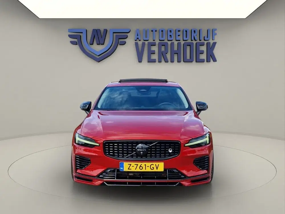 Volvo S60 T8 Ultimate Dark 455 PK HEICO uit 2024, foto 4