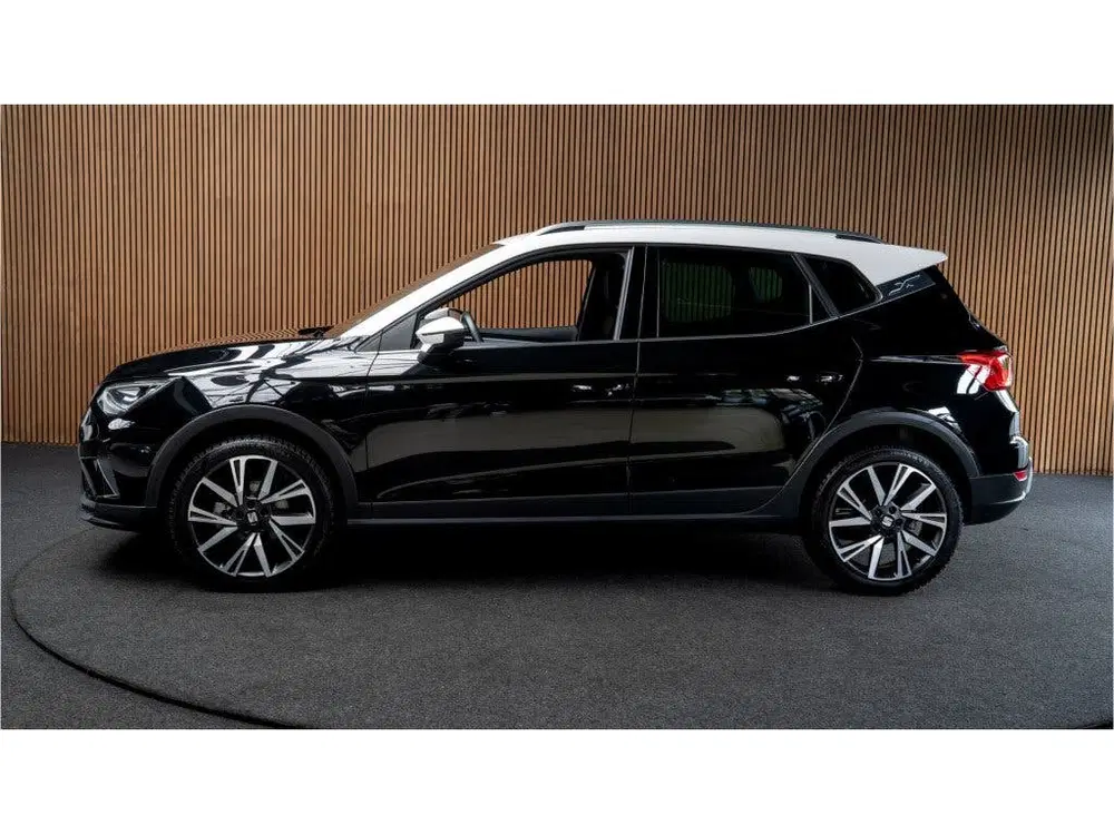SEAT Arona 1.0 TSI FR Leer Navi Virtual Climate PDC L uit 2023, foto 2