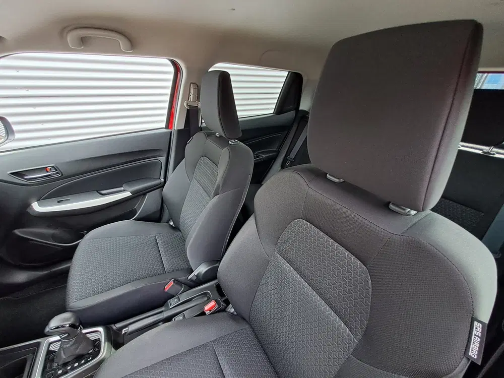 Suzuki Swift 1.2 Select AUTOMAAT uit 2021, foto 11