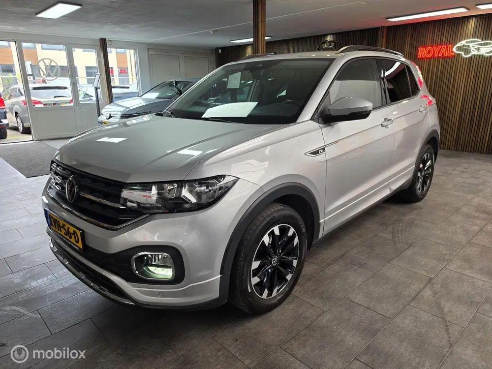 Volkswagen T-Cross 1.0 TSI R-Line uit 2023, foto 10