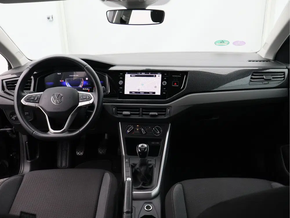 Volkswagen Polo 1.0 TSI Life uit 2023, foto 2