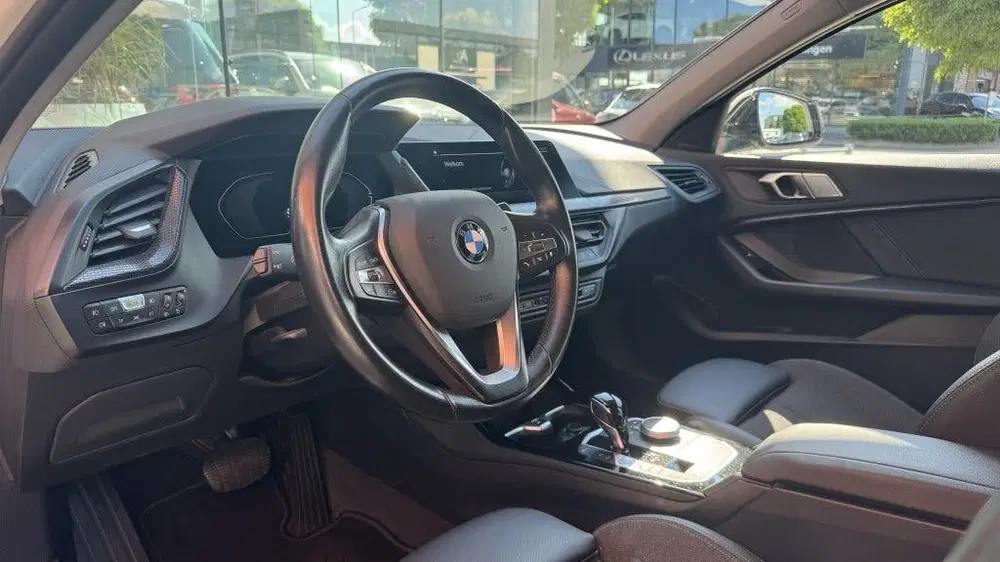 BMW 1-serie 118i High Exec (bj 2022 uit 2022, foto 7