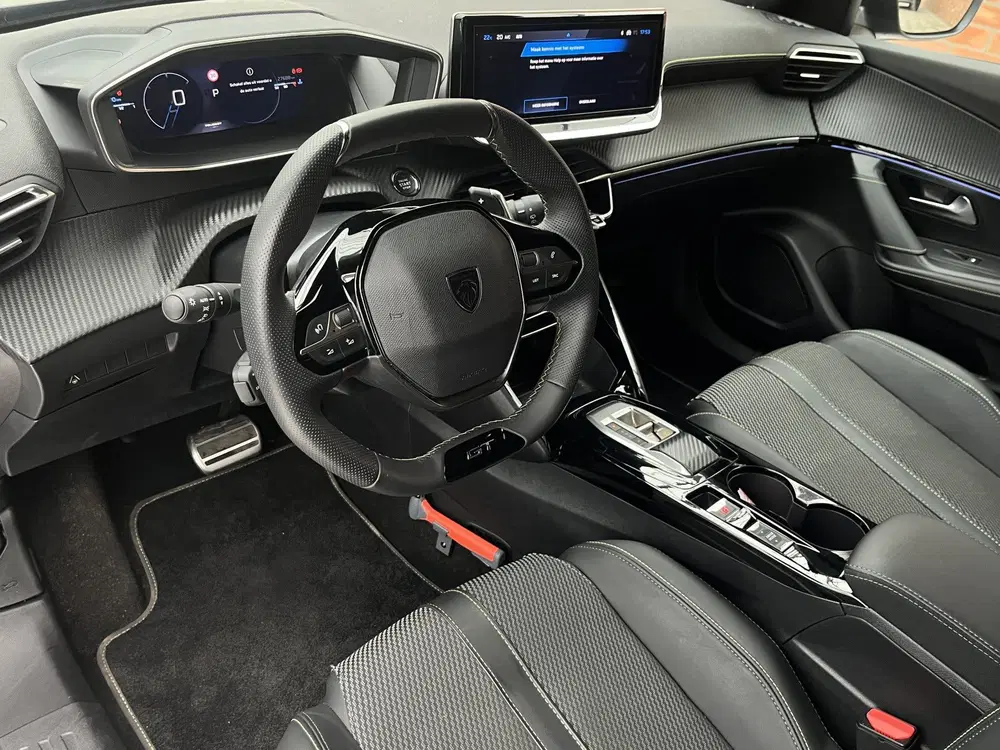 Peugeot 2008 Hybrid Automaat 145 GT uit 2025, foto 3