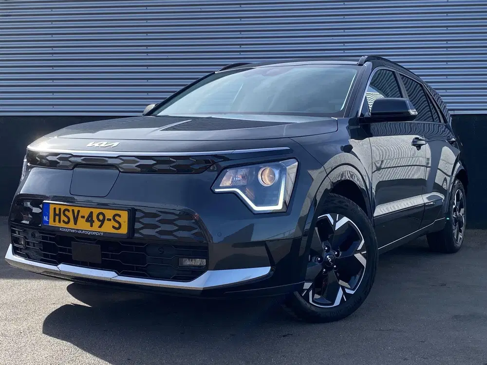 Kia Niro Light Advanced 64.8 kWh Nederlandse auto uit 2025, foto 2