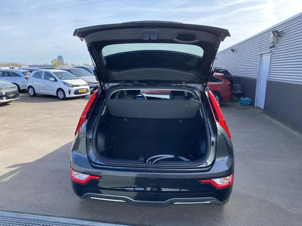 Kia Niro Light Advanced 64.8 kWh Nederlandse auto uit 2025, foto 7
