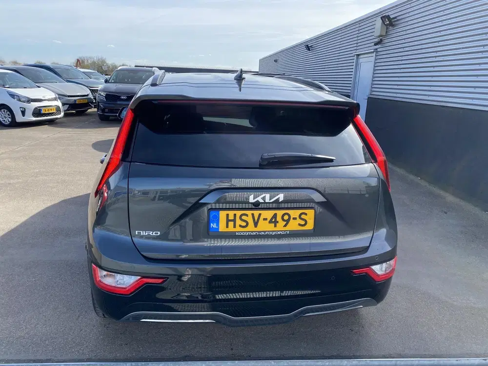 Kia Niro Light Advanced 64.8 kWh Nederlandse auto uit 2025, foto 8