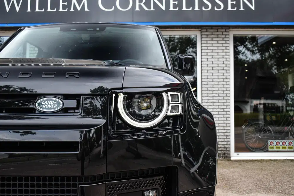 Land Rover Defender 3.0 D200 90 MHEV SE 90 Trekhaak Meridian uit 2022, foto 12