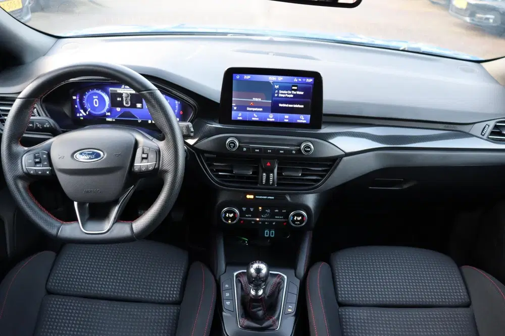 Ford Focus 1.0 EcoBoost ST Line X Business Wagon orgN uit 2021, foto 9
