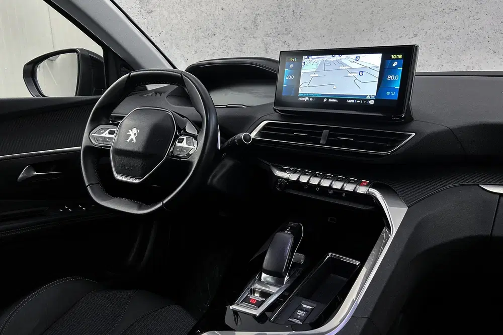 Peugeot 3008 uit 2021, foto 12
