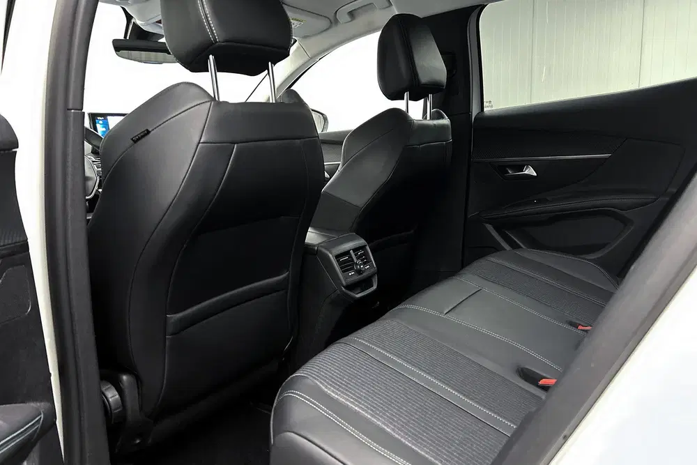 Peugeot 3008 uit 2021, foto 13