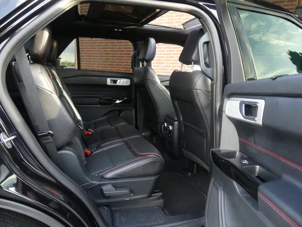 Ford Explorer 3.0 V6 EcoBoost PHEV ST-Line uit 2021, foto 9