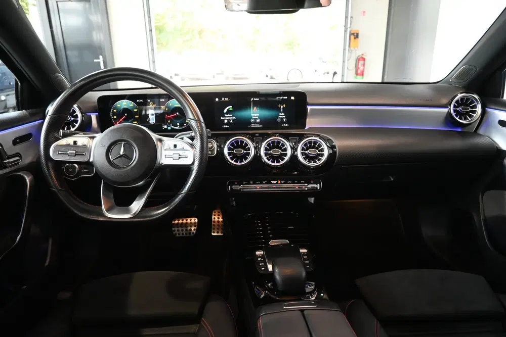 Mercedes-Benz A-Klasse 180 Business Solution AMG Nap Clima uit 2021, foto 2