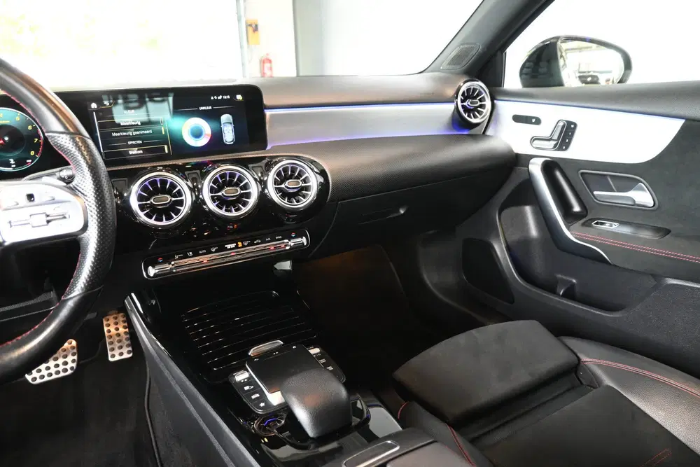Mercedes-Benz A-Klasse 180 Business Solution AMG Nap Clima uit 2021, foto 9