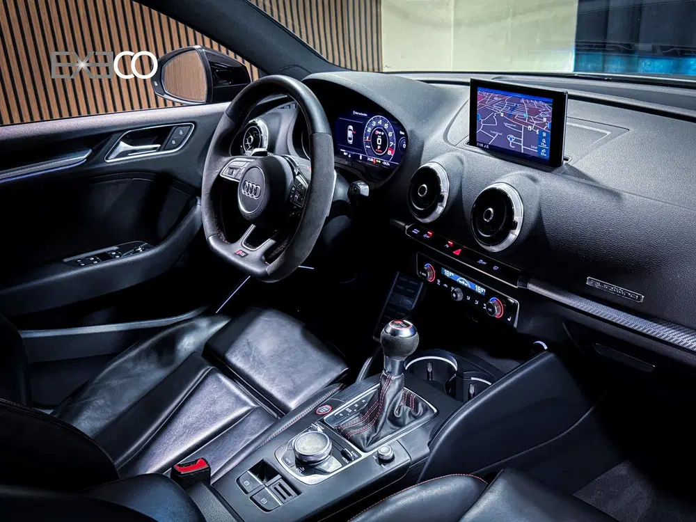 Audi RS3 2.5 TFSI quattro uit 2020, foto 14