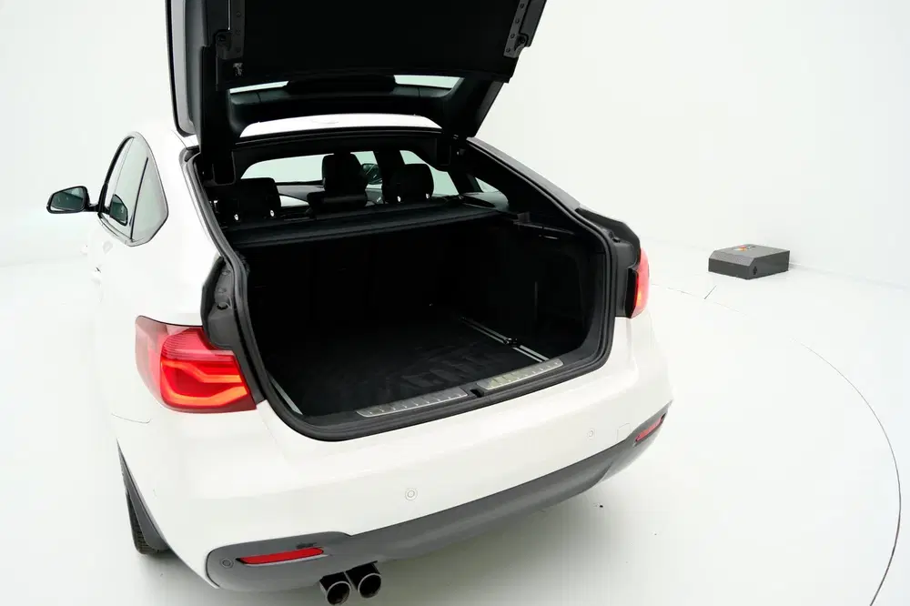 BMW 3-serie 320i High Executive Edition Aut. HU uit 2019, foto 10