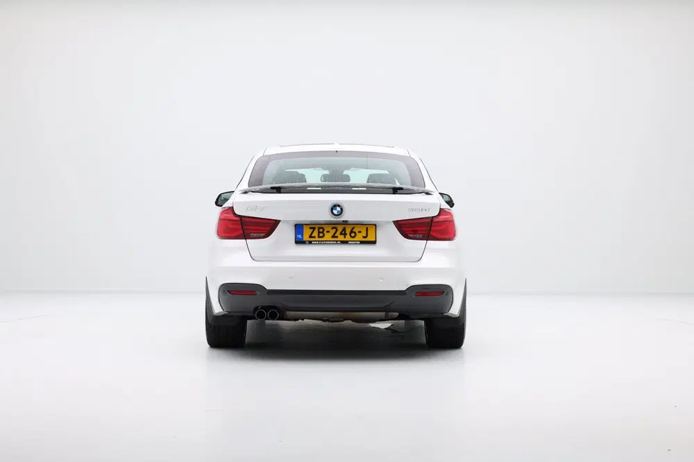BMW 3-serie 320i High Executive Edition Aut. HU uit 2019, foto 8
