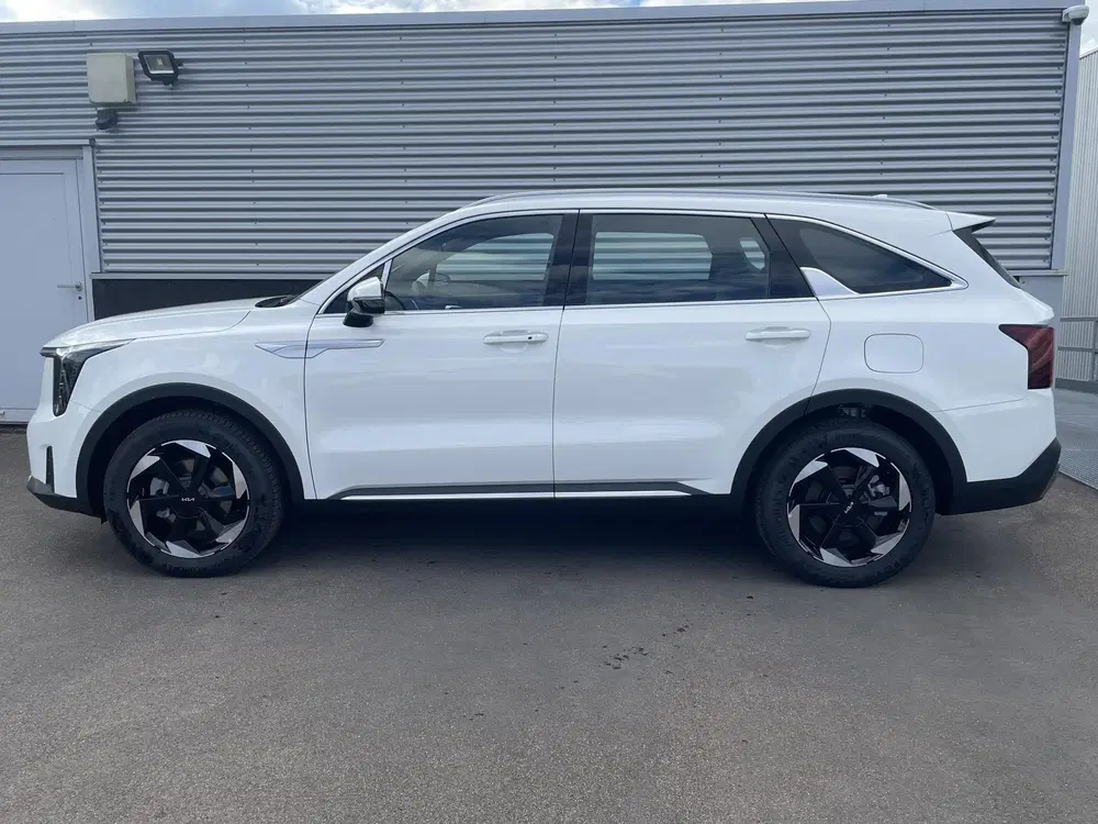 Kia Sorento 1.6 T-GDi Hybrid 2WD DynamicLine 7p. ACTIE uit 2025, foto 3
