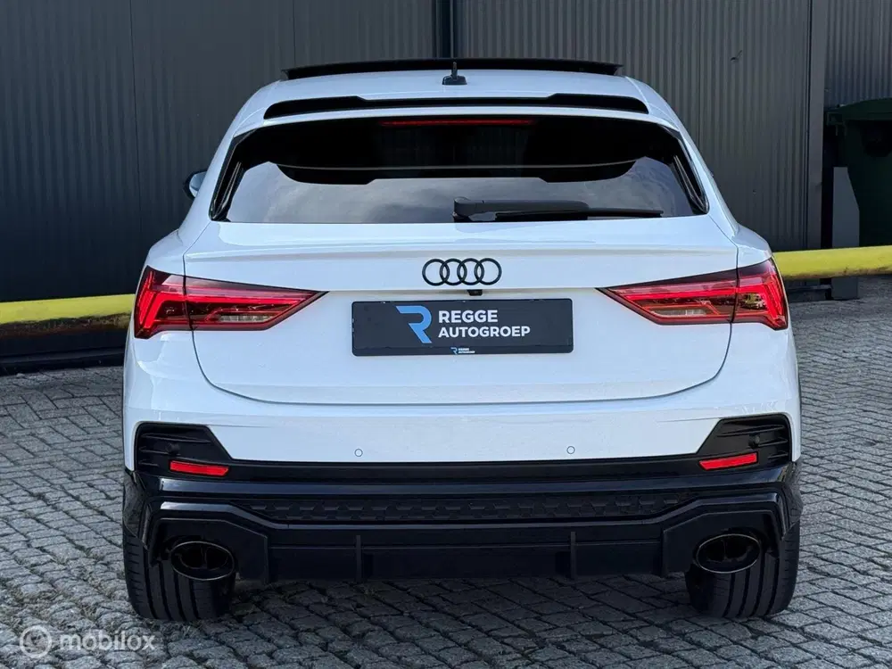 Audi Q3 35 TFSI S-Line RSQ3 Pakket uit 2021, foto 9