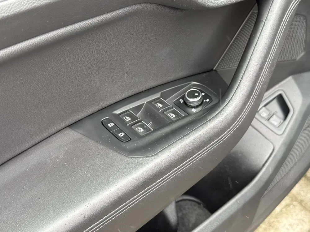 Volkswagen Touareg 3.0 TSi eHybrid 4MOTION (bj 2023) uit 2023, foto 15