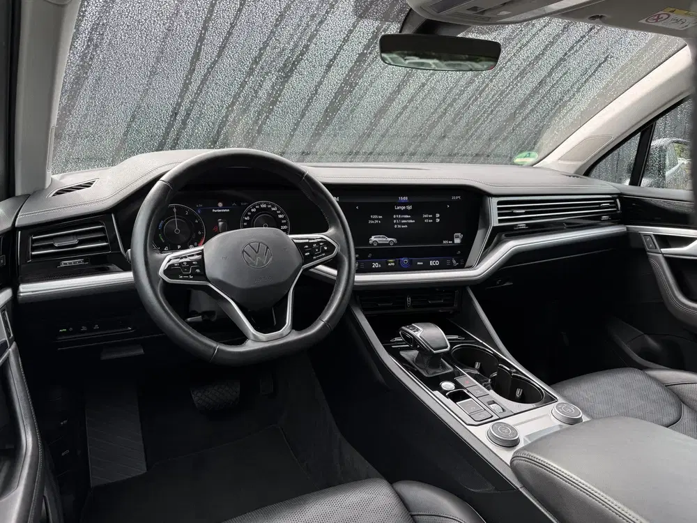Volkswagen Touareg 3.0 TSi eHybrid 4MOTION (bj 2023) uit 2023, foto 4