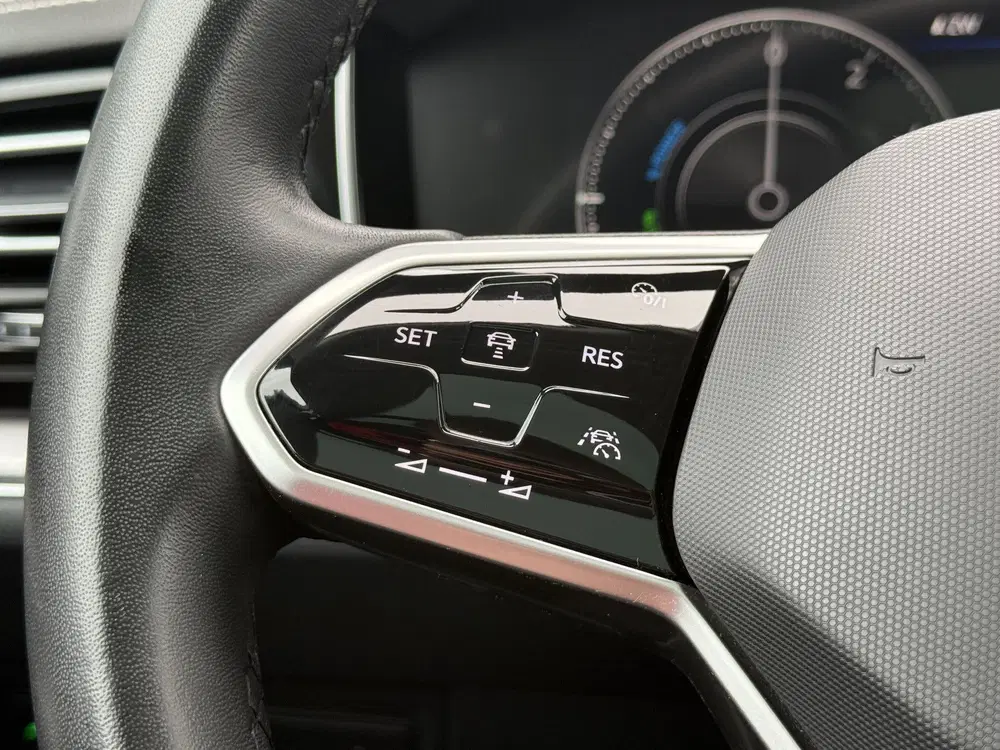 Volkswagen Touareg 3.0 TSi eHybrid 4MOTION (bj 2023) uit 2023, foto 9