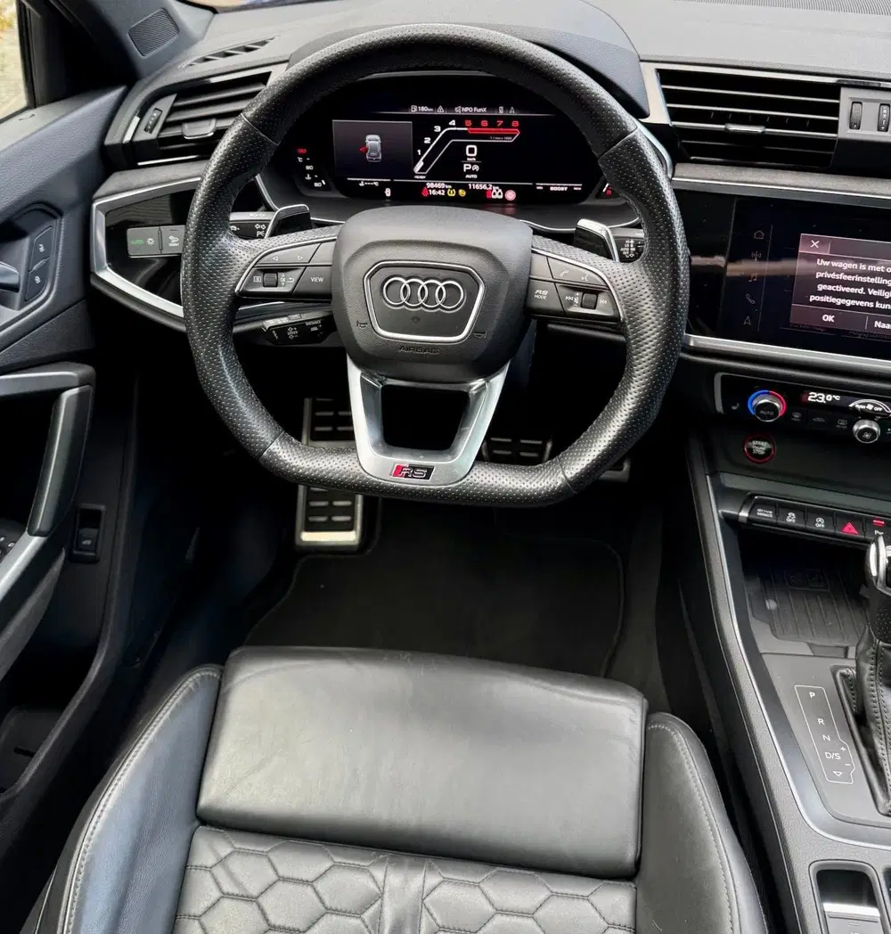 Audi Q3 TFSI RS uit 2020, foto 11