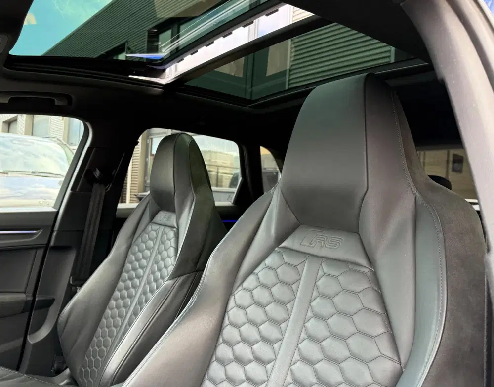 Audi Q3 TFSI RS uit 2020, foto 14