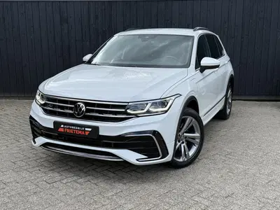 Volkswagen Tiguan 1.4 TSI eHybrid R-Line Business+ uit 2023