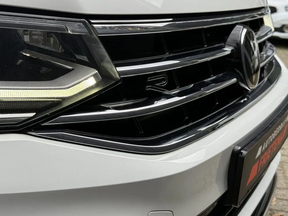 Volkswagen Tiguan 1.4 TSI eHybrid R-Line Business+ uit 2023, foto 12