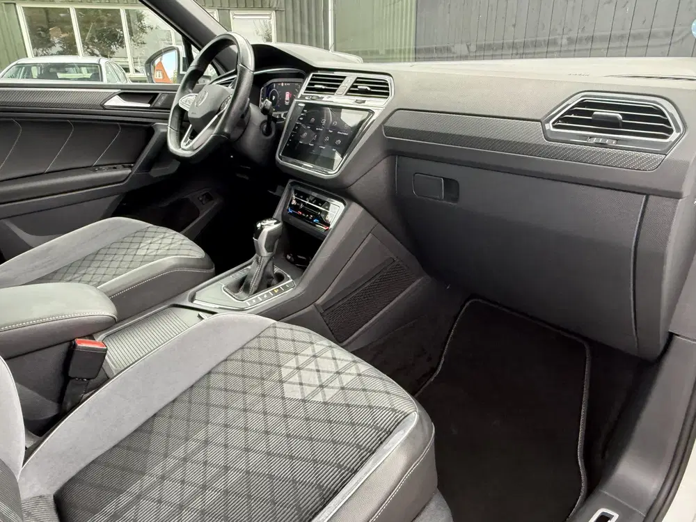 Volkswagen Tiguan 1.4 TSI eHybrid R-Line Business+ uit 2023, foto 5