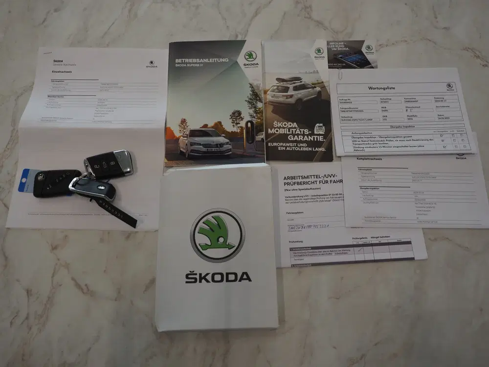 Skoda Superb 1.4 TSI iV Sportline uit 2023, foto 8