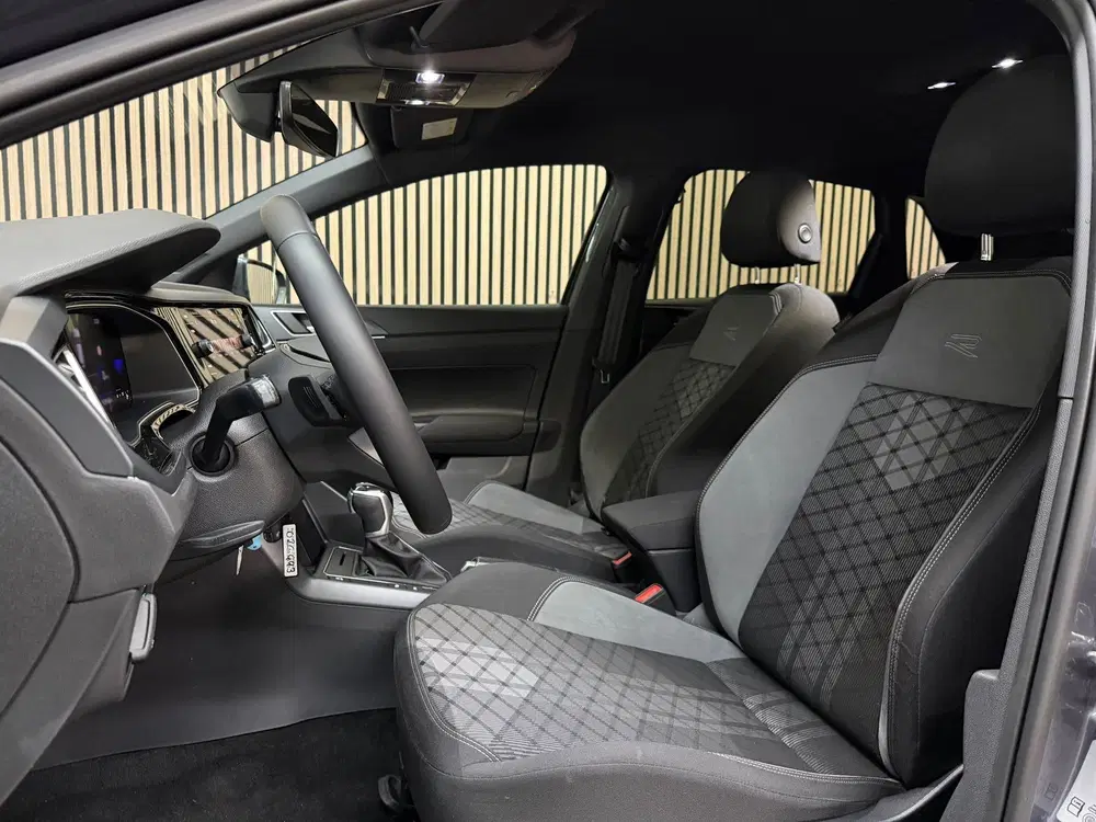Volkswagen Polo 1.0 TSI R-Line 2022 DSG IQ-LIGHT CRUISE CL uit 2022, foto 12