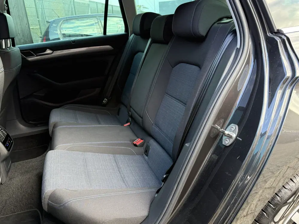Volkswagen Passat 1.4 TSI PHEV GTE Business uit 2022, foto 11