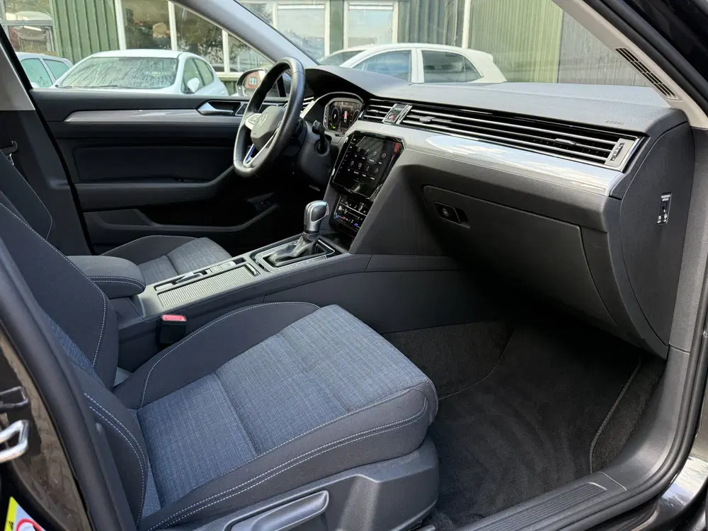 Volkswagen Passat 1.4 TSI PHEV GTE Business uit 2022, foto 13