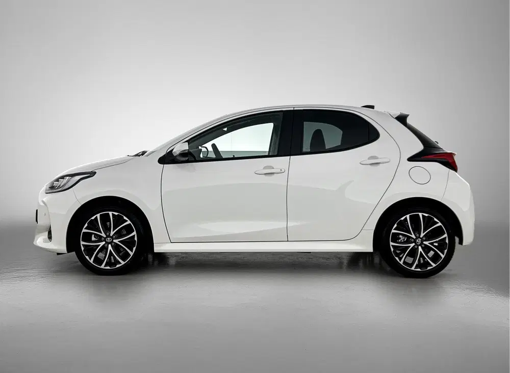 Toyota Yaris 1.5 Hybrid 115 Dynamic 2900 uit 2026, foto 3