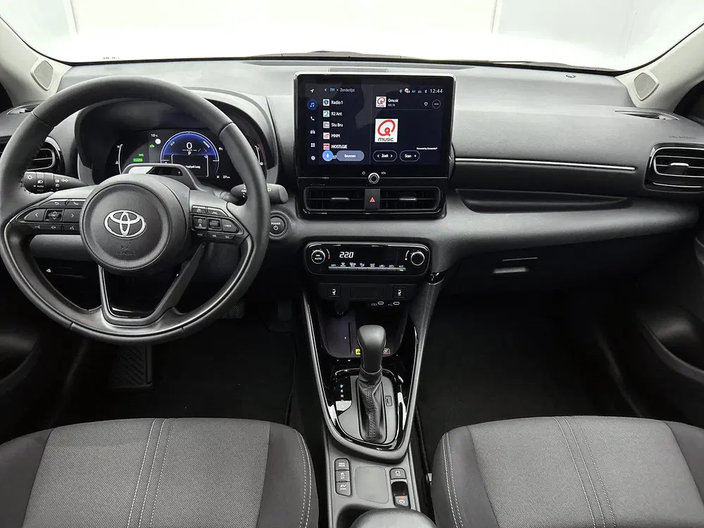 Toyota Yaris 1.5 Hybrid 115 Dynamic 2900 uit 2026, foto 4