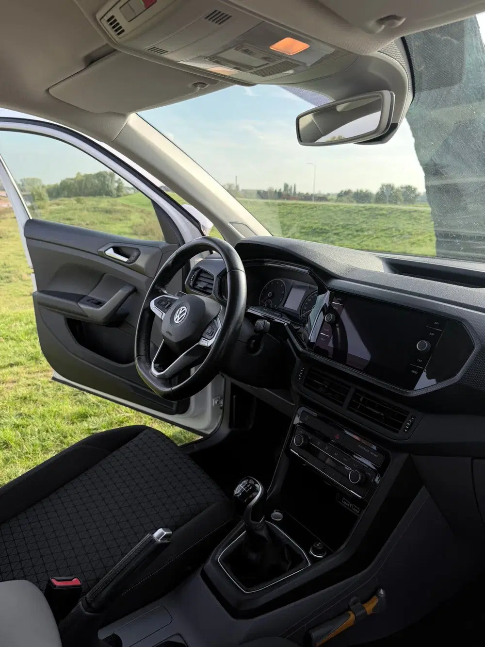 Volkswagen T-Cross 1.0 TSI 95pk 2019 Wit uit 2019, foto 8