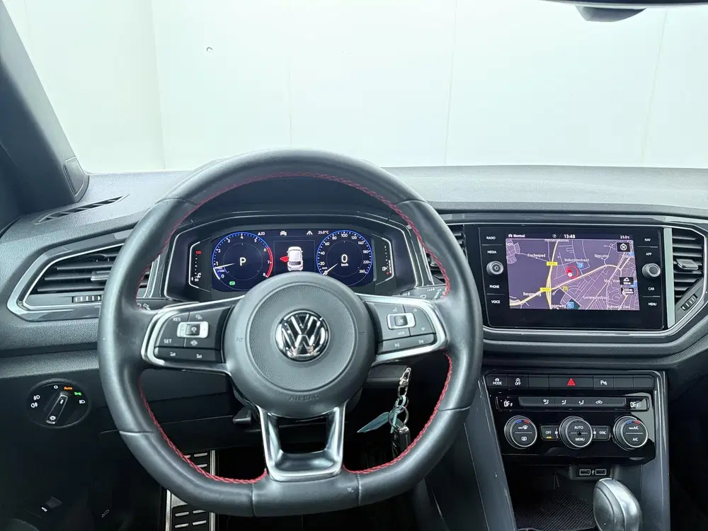 Volkswagen T-Roc 1.5 TSI Sport Business R uit 2020, foto 9