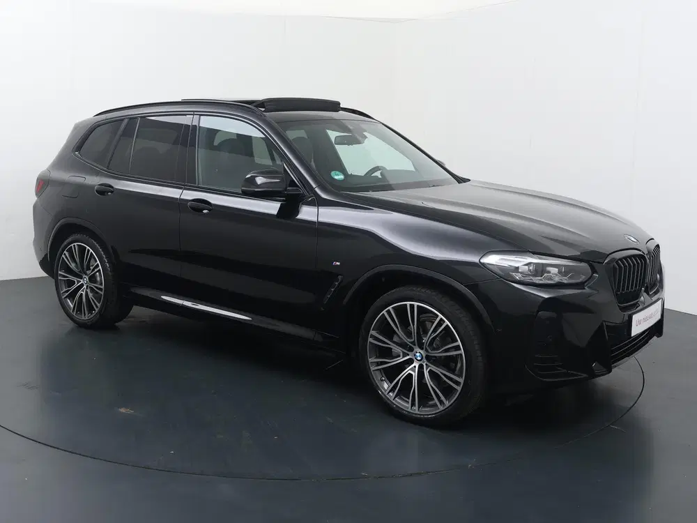 BMW X3 xDrive20i High Executive uit 2022, foto 3