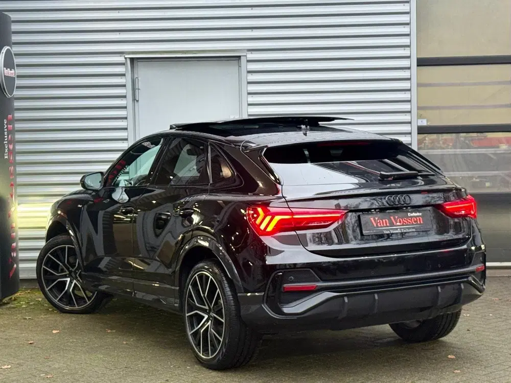 Audi Q3 35 TFSI 3X S-line uit 2021, foto 12