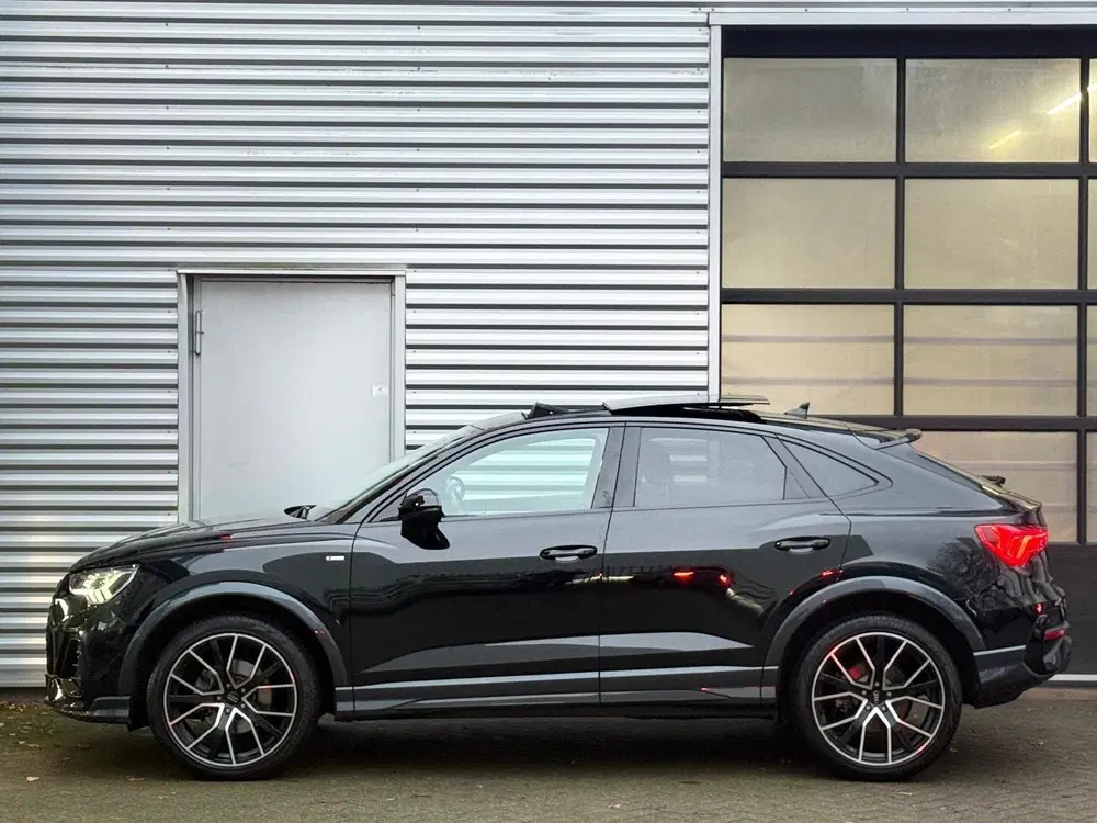 Audi Q3 35 TFSI 3X S-line uit 2021, foto 13