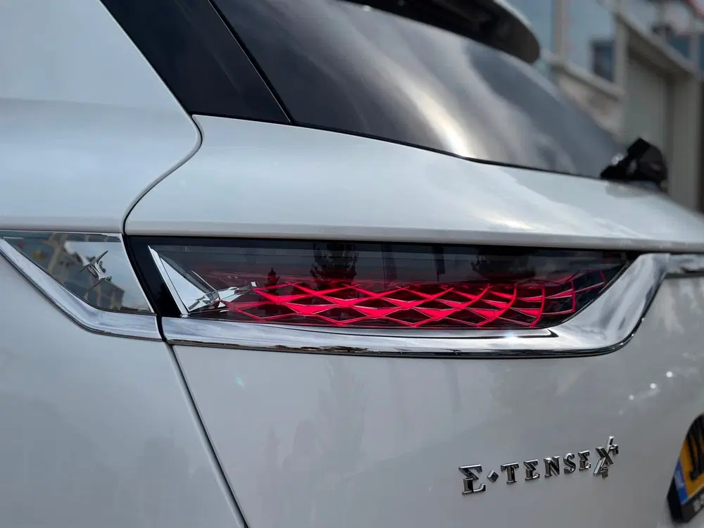 DS Automobiles DS 7 Crossback DS 7 Crossback E-Tense 4x4 Grand Chic Rivo uit 2020, foto 15